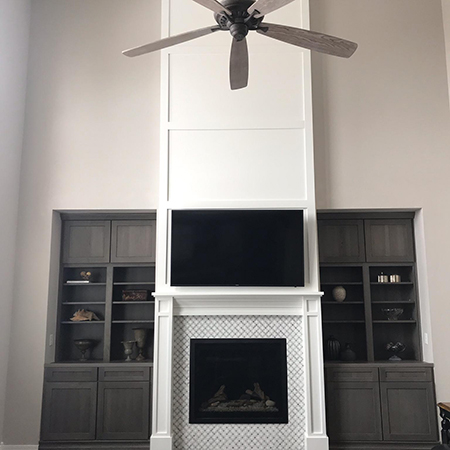 Room with Ceiling Fan